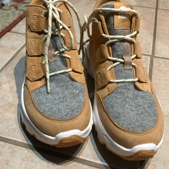 Sorel Kinetic - Picture 2 of 4